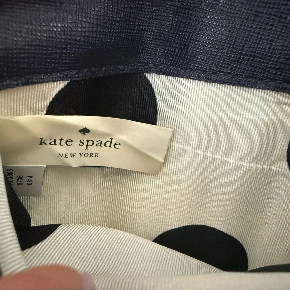 Kate Spade New York Navy Saffiano Leather Slim Wallet Clutch Gold Logo Zip